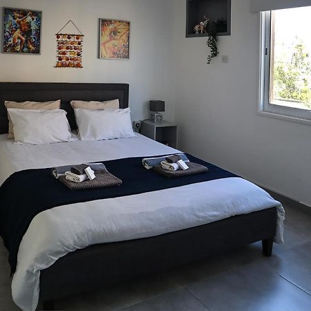 Alex'S Vacation Suite - 100M From The Beach - 6 Guests Paphos Extérieur photo