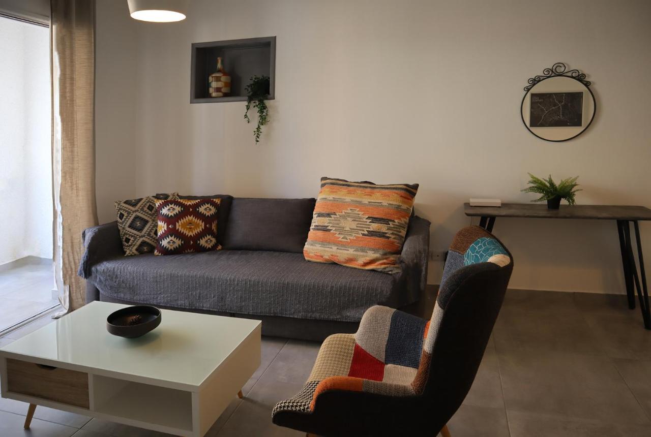 Alex'S Vacation Suite - 100M From The Beach - 6 Guests Paphos Extérieur photo