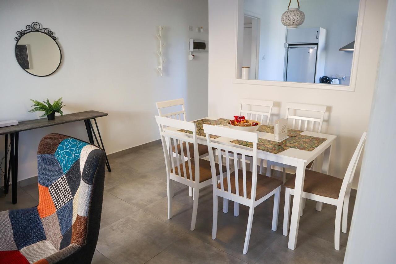 Alex'S Vacation Suite - 100M From The Beach - 6 Guests Paphos Extérieur photo